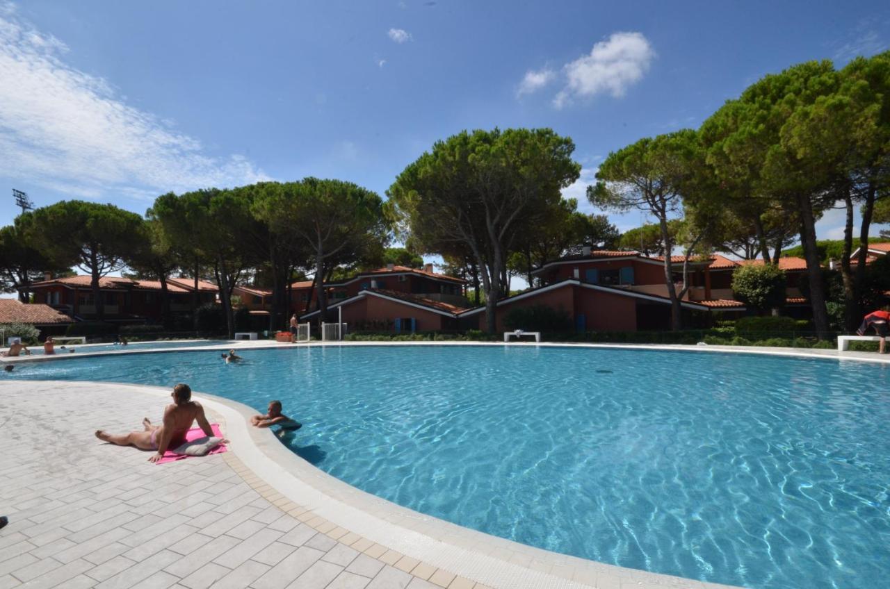 Villaggio Euro Residence Club Bibione Eksteriør billede