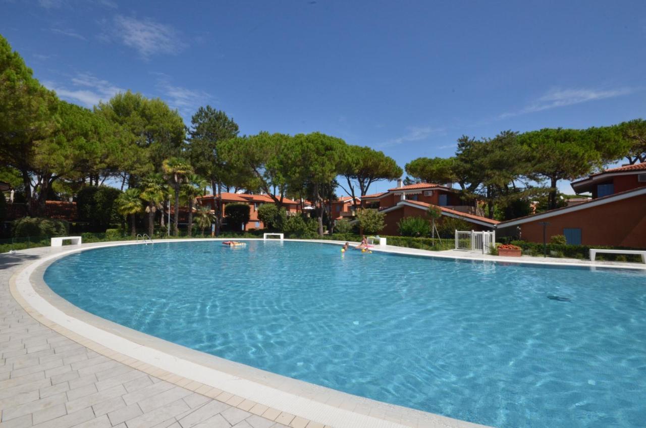 Villaggio Euro Residence Club Bibione Eksteriør billede