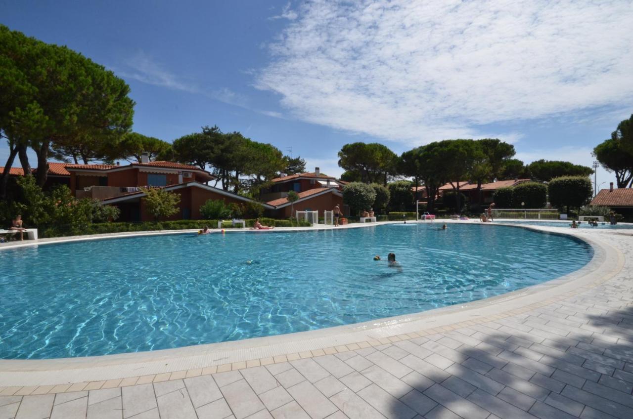 Villaggio Euro Residence Club Bibione Eksteriør billede